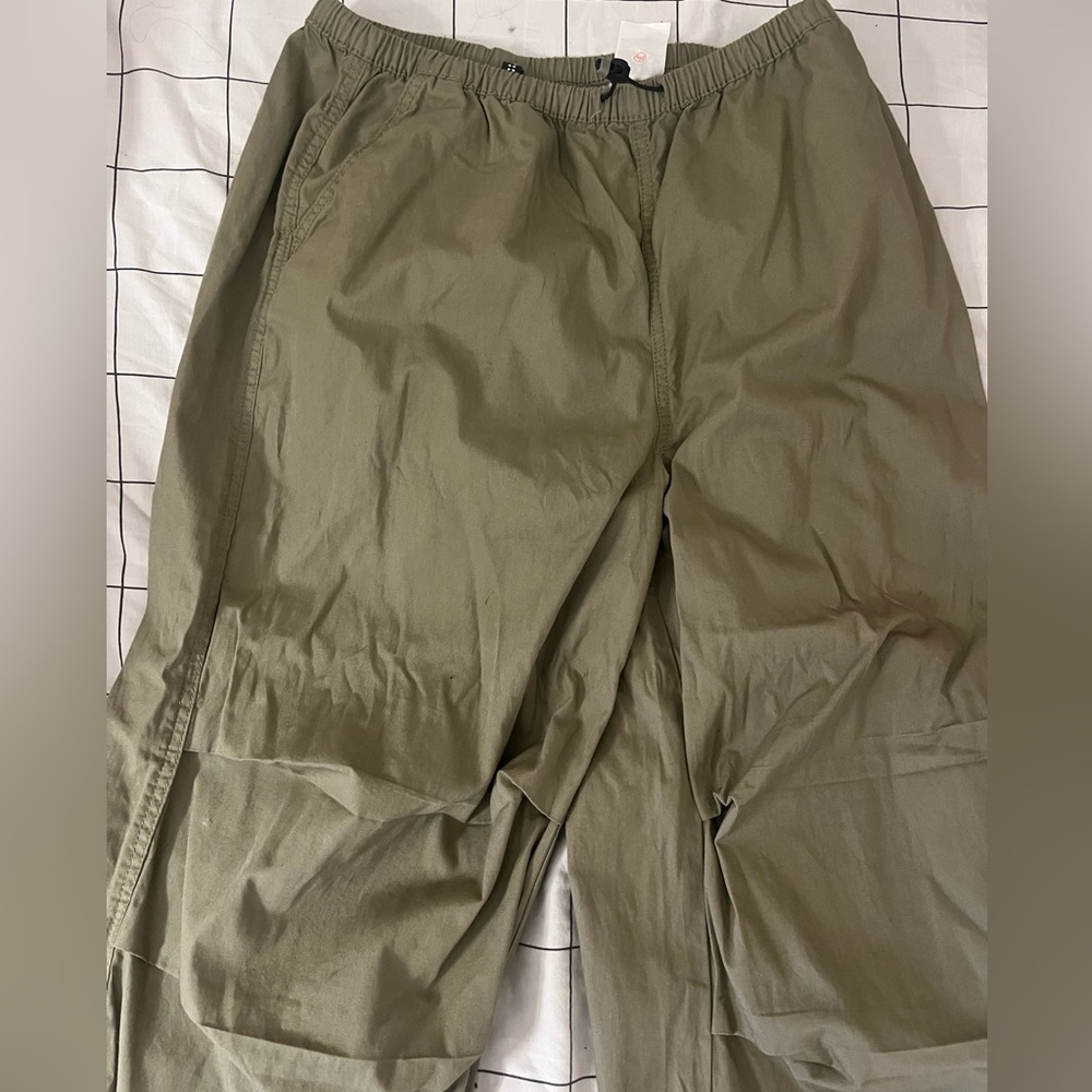 Unisex Fits Men & Women 36 inches Olive Green Pants